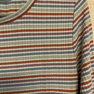 Aeropostale crop long sleeve shirt